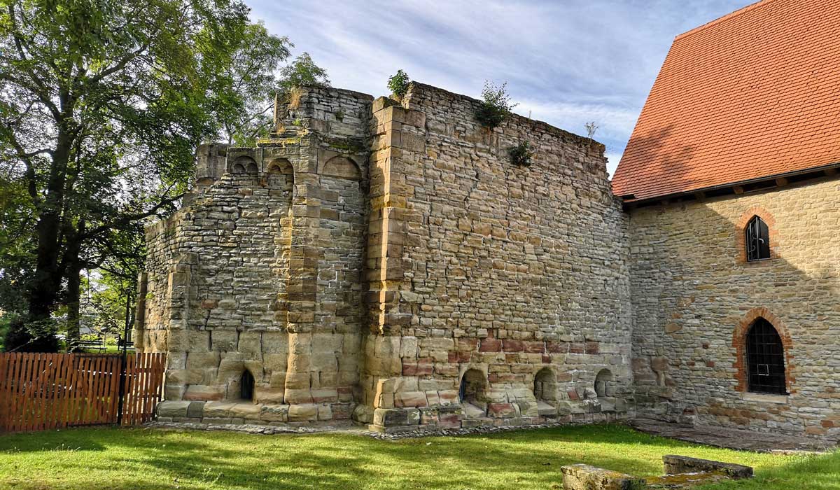 Zielort am Radweg entlang der Unstrut – Kloster Memleben