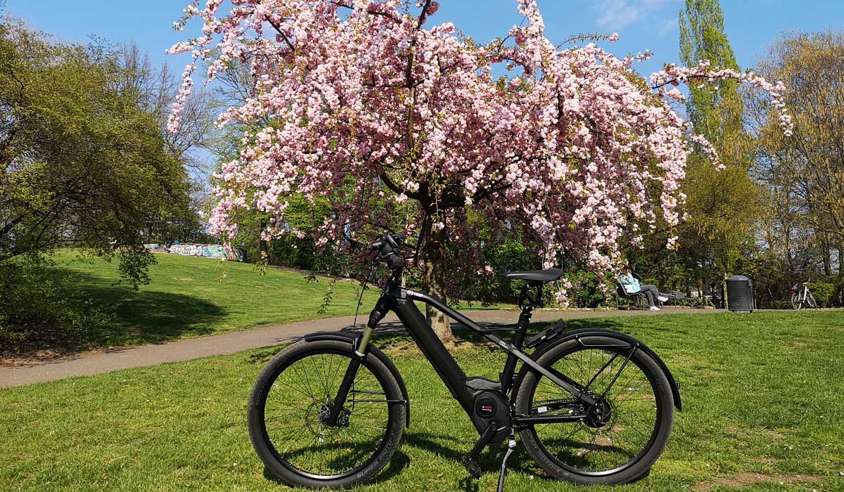 Radeln in Köln - mit dem Tourer HNF XD2 Urban unterwegs