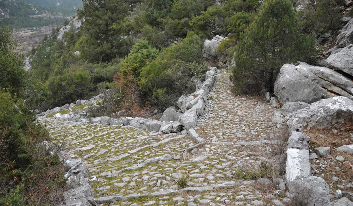 Wandern auf den Fußspuren des Apostels: Paulusweg 